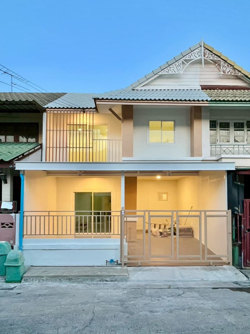 🏠 ทาวน์เฮ้าส์ รีโนเวทใหม่ "พฤกษา 18/1" ซ.แก้วอินทร์ | 💰 ราคา 1.79 ล้านบาท