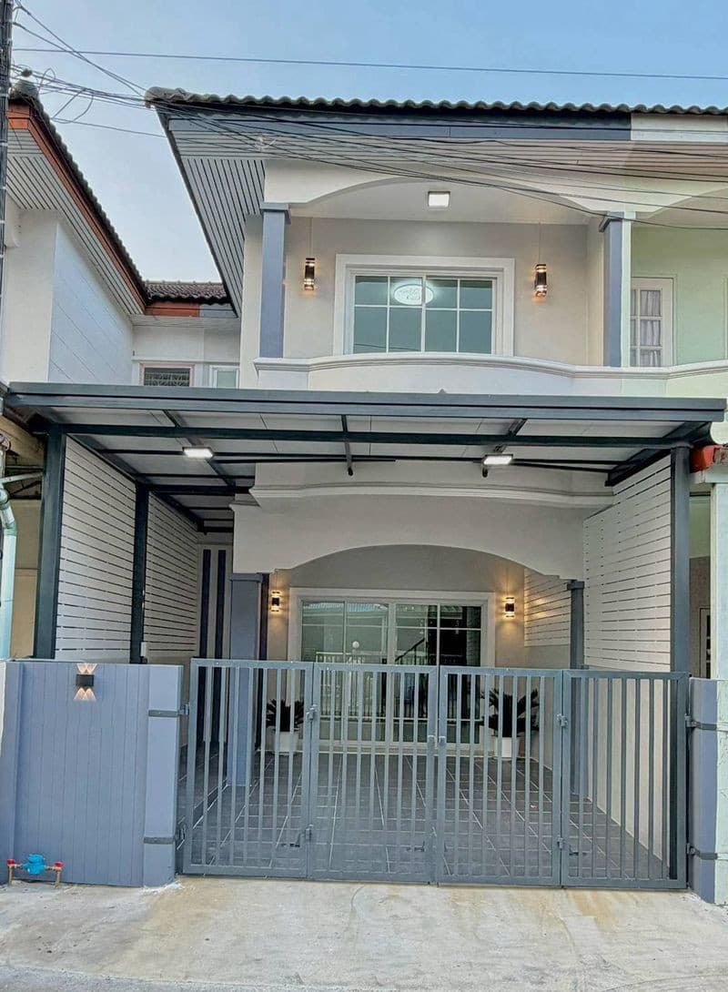 🏡 ทาวน์เฮาส์รีโนเวท 4 นอน "เปี่ยมสุข บางใหญ่แลนด์" ใกล้เซ็นทรัลเวสต์เกต และมอเตอร์เวย์ M81 เพียง 2.29 ล้าน