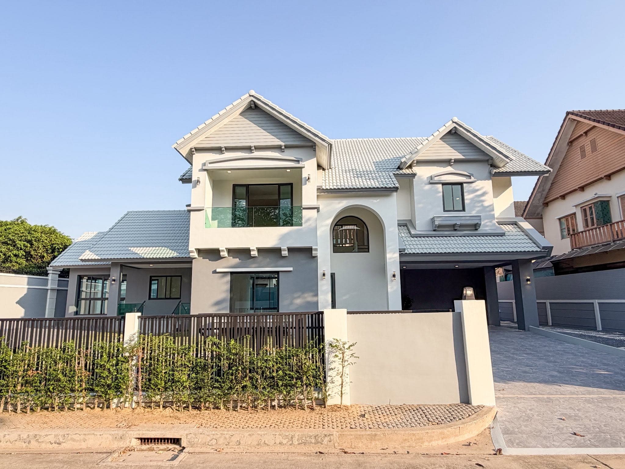 🏡 บ้านเดี่ยว 4 ห้องนอน รีโนเวทใหม่ "ลัดดารมย์ ปิ่นเกล้า" | ราคา 14.99 ล้านบาท
